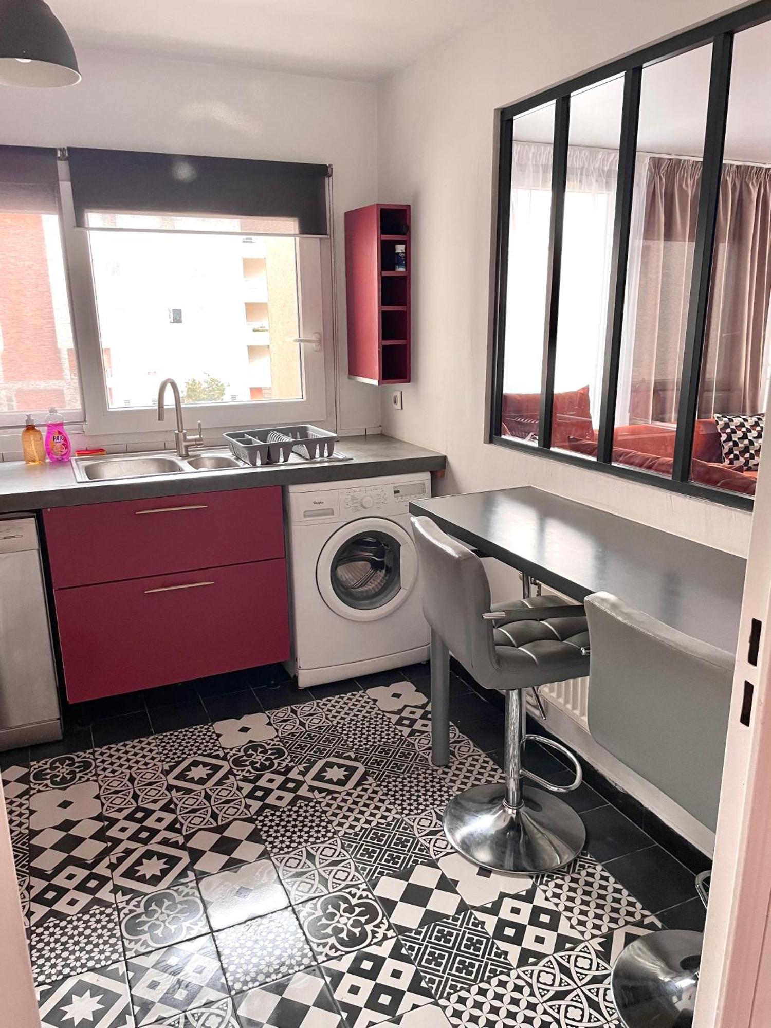 Le Duplex Paris Basilique Stade De France Apartment Saint-Denis  Bagian luar foto